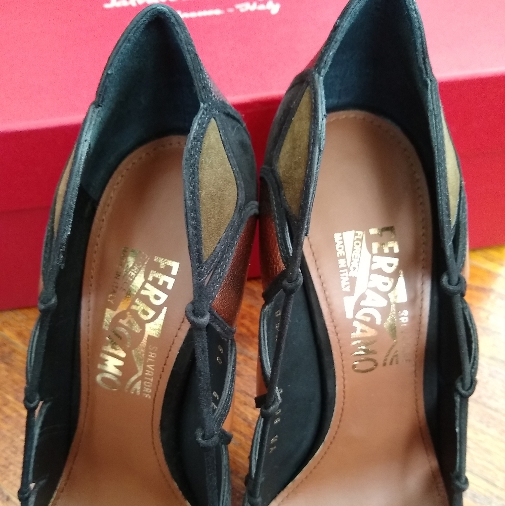 Salvatore Ferragamo stilettos - Picture 8 of 16